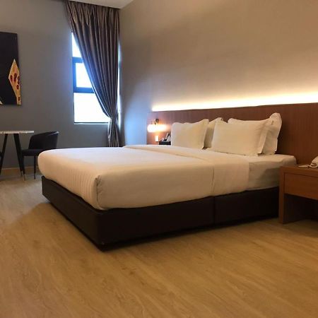 Kluang Riverview Hotel Eksteriør billede